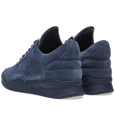 Low Top Sneaker