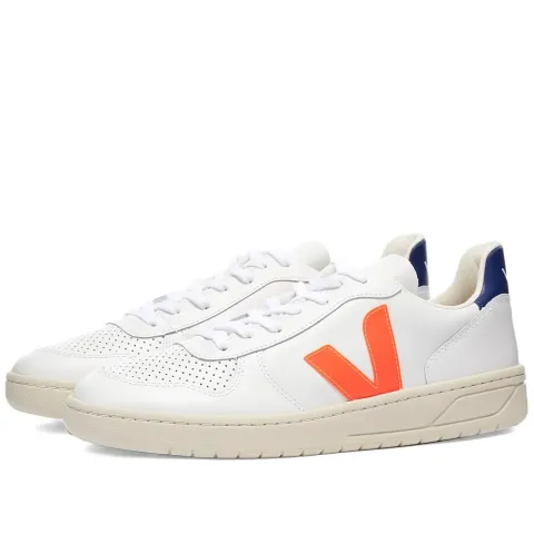 V-10 Leather Basketball Sneaker