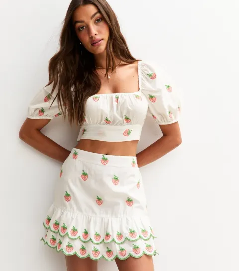 Women's White Strawberry Embroidered Scalloped Edge Skirt