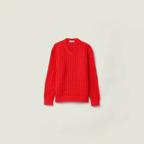 Technical yarn V-neck sweater