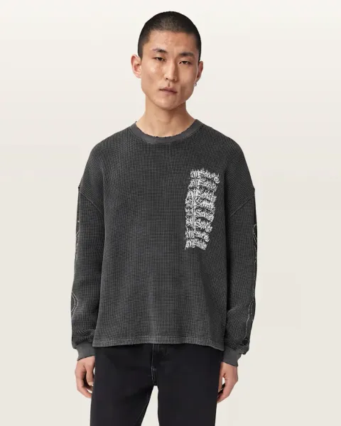 Incendo Long Sleeve Graphic T-Shirt