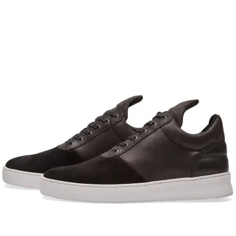 Low Top Sneaker