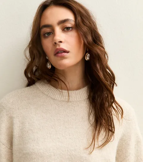 Women's Cream Crew Neck Oversized Textured Knit Jumper