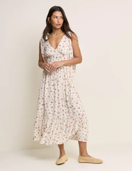 Nobody's Child Floral V-Neck Bow Detail Midaxi Tiered Dress White Mix