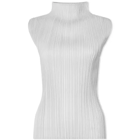 Basics Pleats Sleeveless Top