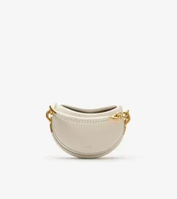Bridle Clutch in Soap beige