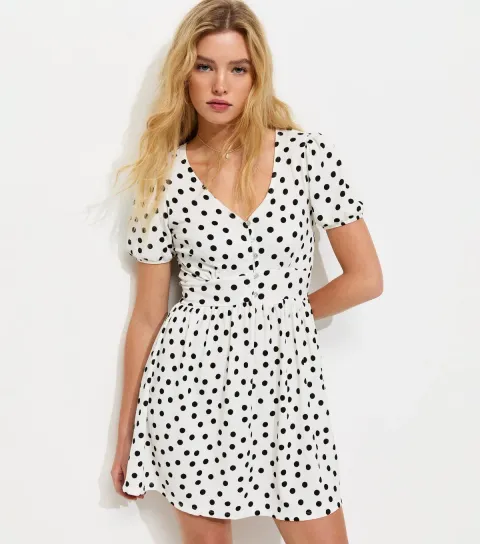 New Look Women's White Polka Dot Button Through Crinkled Mini Dress