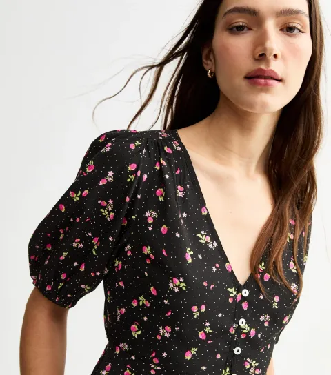 Women's Black Floral Print V-Neck Blouse