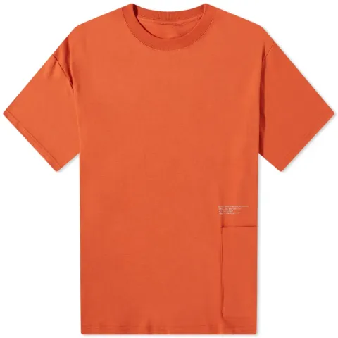 Nes-01 “Tomáš” Graphic T-Shirt