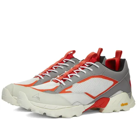 Lhakpa Mid Hiking Sneaker