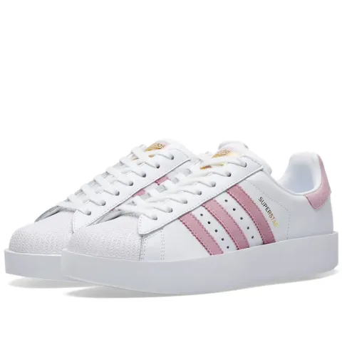 Superstar Bold W