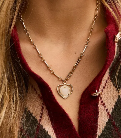 New Look Gold Tone Heart Pendant Necklace