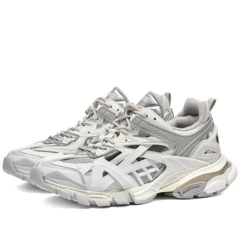 Track 2 Sneaker