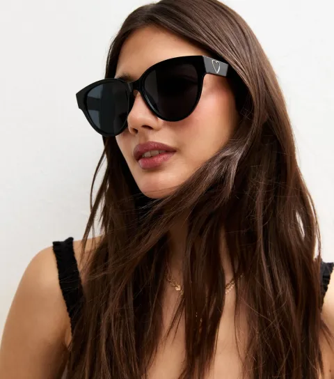 Black Oversized Cateye Heart Trim Sunglasses