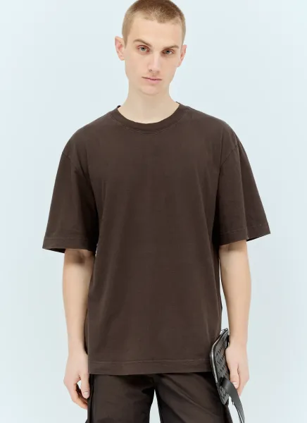 Simple T-Shirt