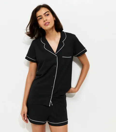 Women's Black Revere Collar Short Sleeve Top and Shorts Pyjama Set