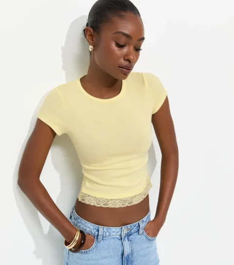 New Look Women's Light Yellow Cotton Rich Lace Hem Baby Tee T-Shirt