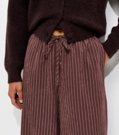 Women's Petite Red Stripe Wide Leg Trousers