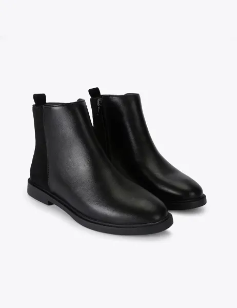Kurt Geiger Flat Round Toe Ankle Boots Black