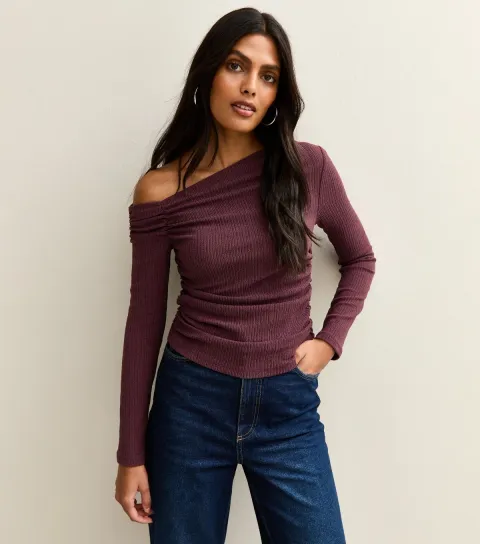 New Look Women's Burgundy Asymmetric Ruched Waist Long Sleeve Top