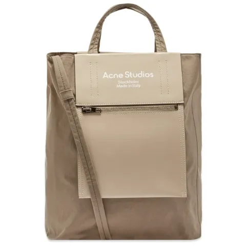 Baker Out M Tote