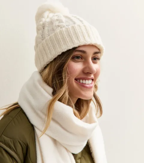 Cream Cable Knit Faux Fur Pom Pom Bobble Hat