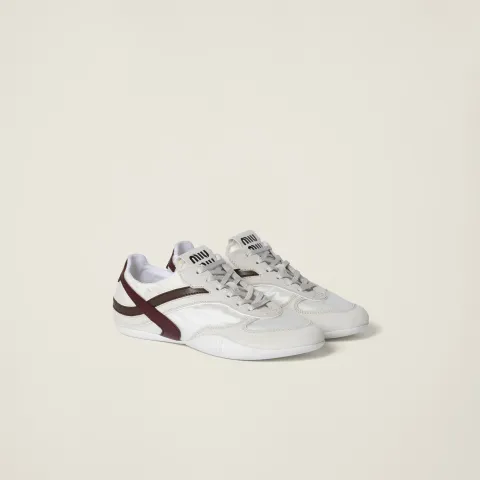 Gymnasium technical fabric and suede sneakers