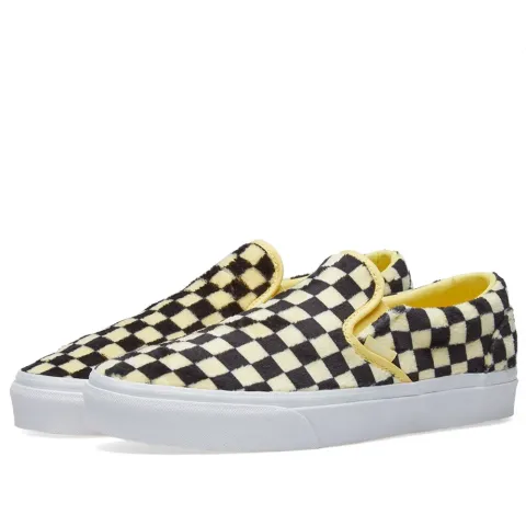 Women's UA Classic Slip On Furry Checkerboard