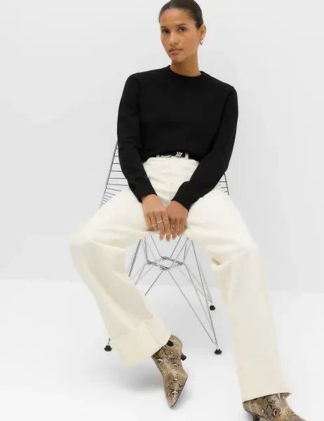 Marks & Spencer Air-Yarn Crew Neck Jumper Black