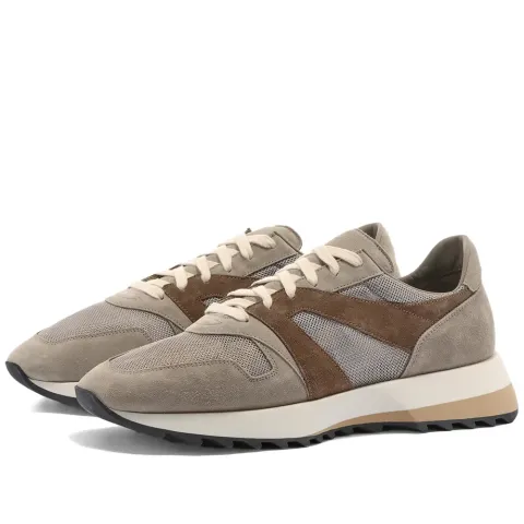 Vintage Runner Sneaker
