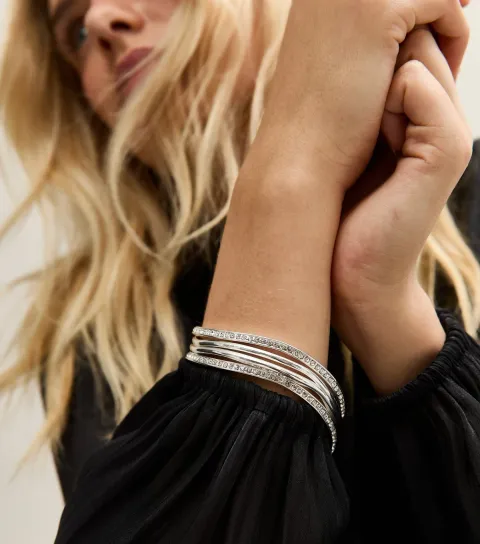 Pack of 4 Silver Tone Diamante Bangle