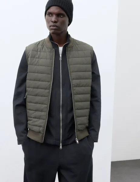 Autograph Cotton Rich Zip Up Quilted Gilet with Stormwear Khaki