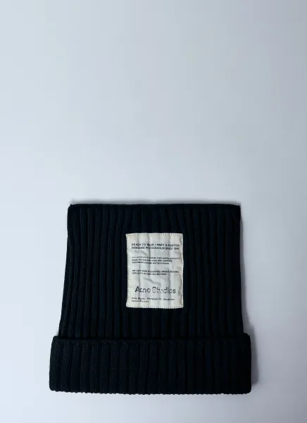 Ribbed Square Beanie