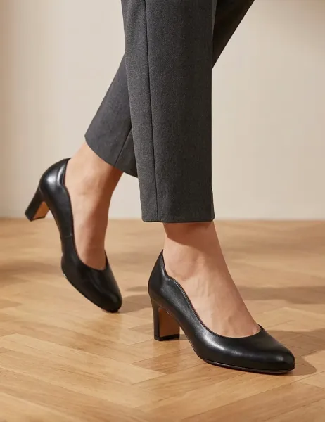 Jones Bootmaker Leather Court Shoes