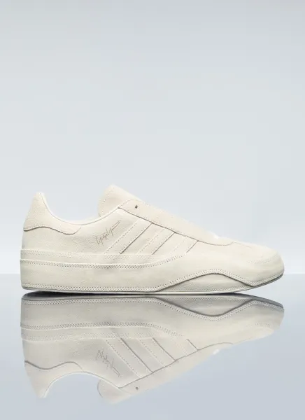 Suede Gazelle Sneakers