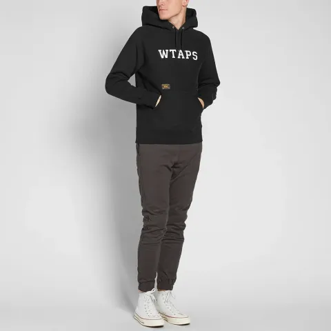 Design 01 Hoody