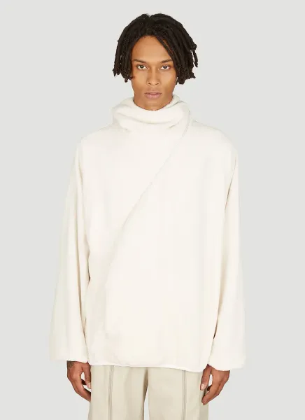5.1 Hooded Sweatshirt Center