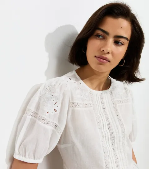 Women's White Cotton Lace Trim Puff Sleeve Blouse