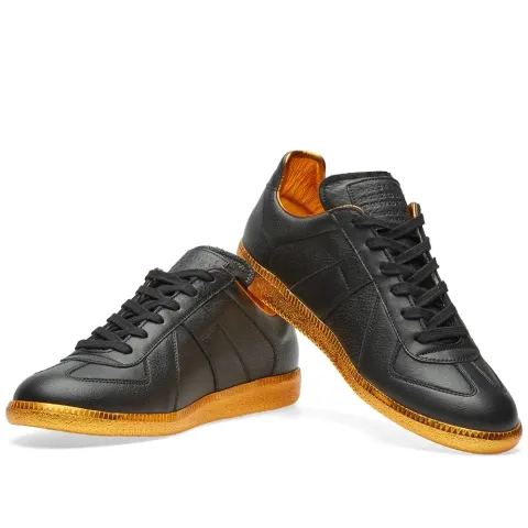 22 Replica Low Gold Sole Sneaker
