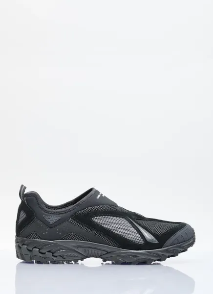 610 Sneakers