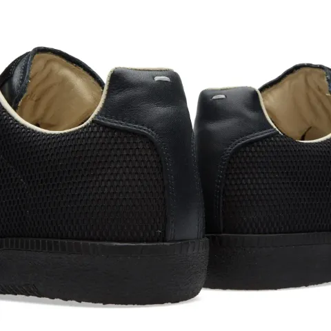 22 Replica Low Mesh Mix Sneaker