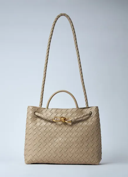 Medium Andiamo Handbag