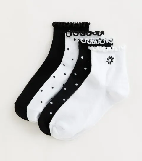 Pack of 4 Black and White Daisy Embroidered Trainer Socks