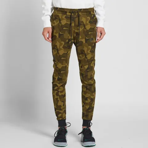 Tech Fleece Camo Jogger