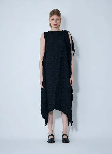 Wrinkled And Twisted Dress
