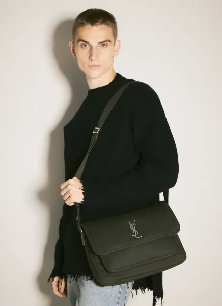 Niki Messenger Bag