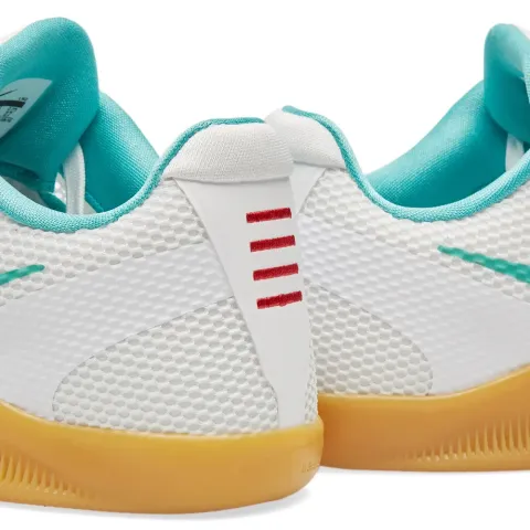 Kobe XI