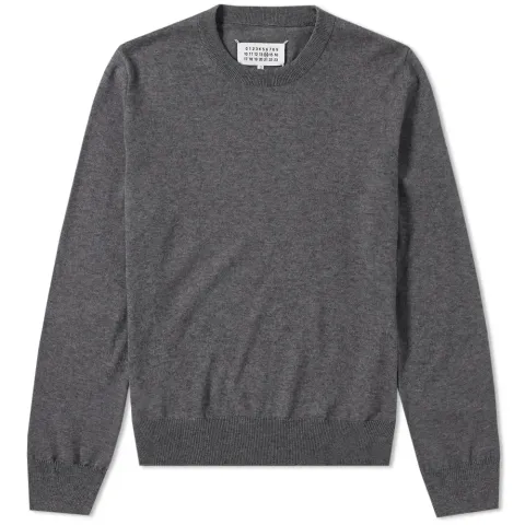 14 Classic Crew Neck Knit