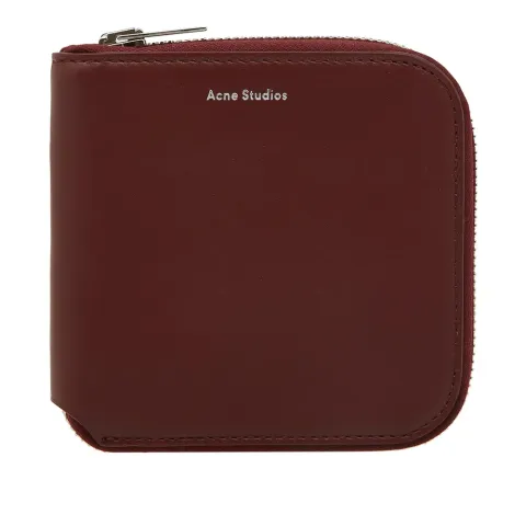 Csarite S Wallet