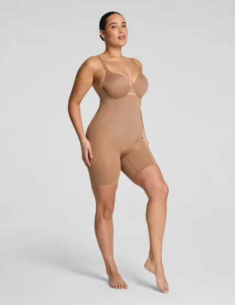 Spanx SPANXsculpt Go Figure Firm Control Shorts